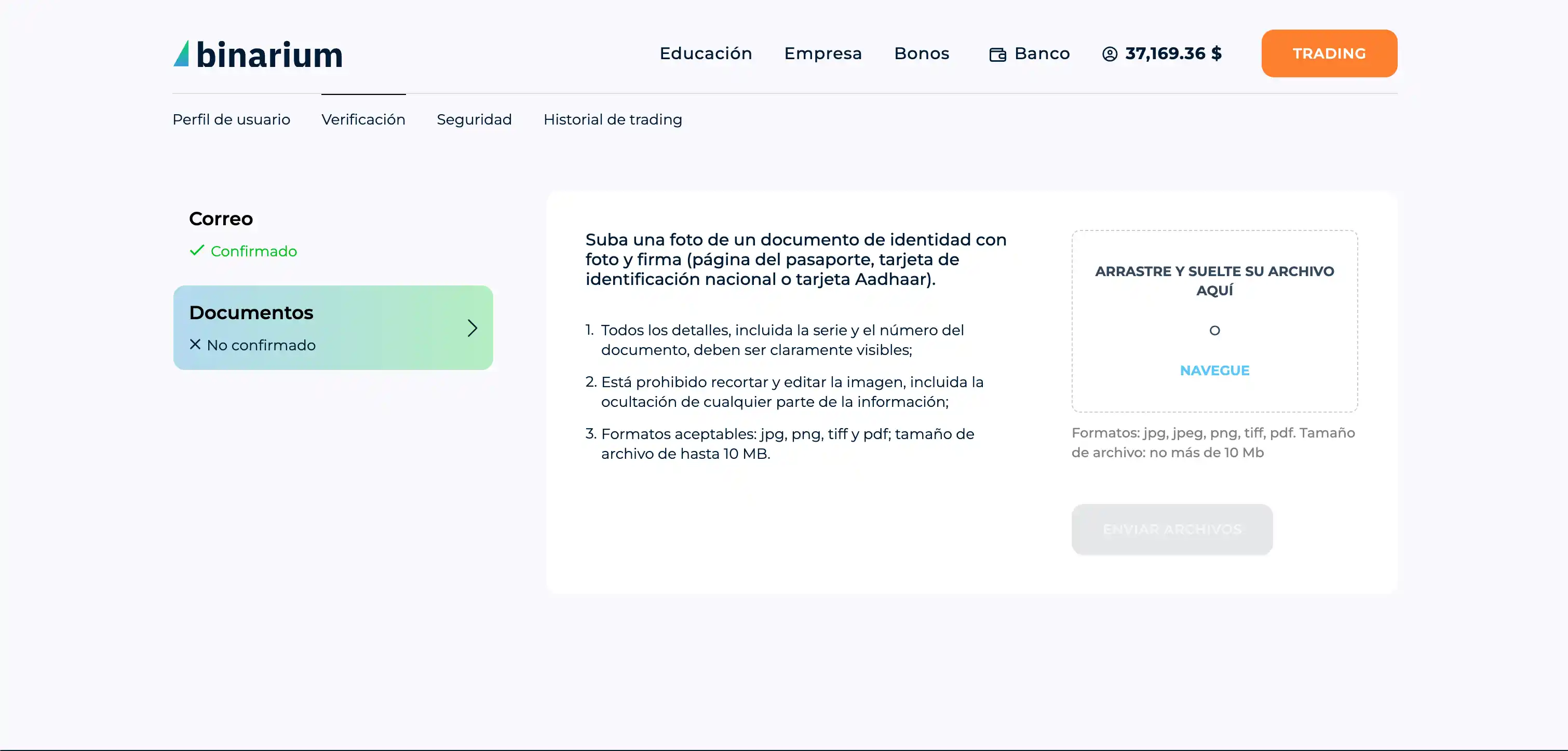 Sección de verificación en la cuenta de Binarium: pantalla de carga de documentos